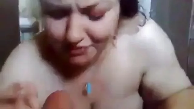 بزرگسالان بدون ثبت نام خواهرزاده من انجمن تازه قرار فیلم سگسی می دهد خروس من سخت است اما نه قدرت!